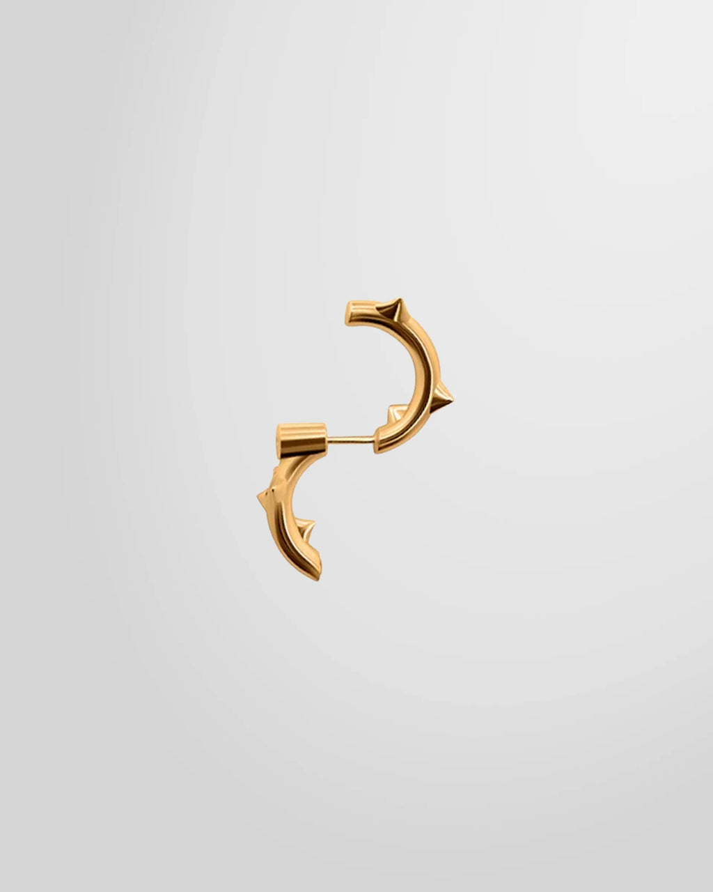 Alan Crocetti single Peekaboo Thorn Earring in gold vermeil, displaying the open hoop and thorn detail.