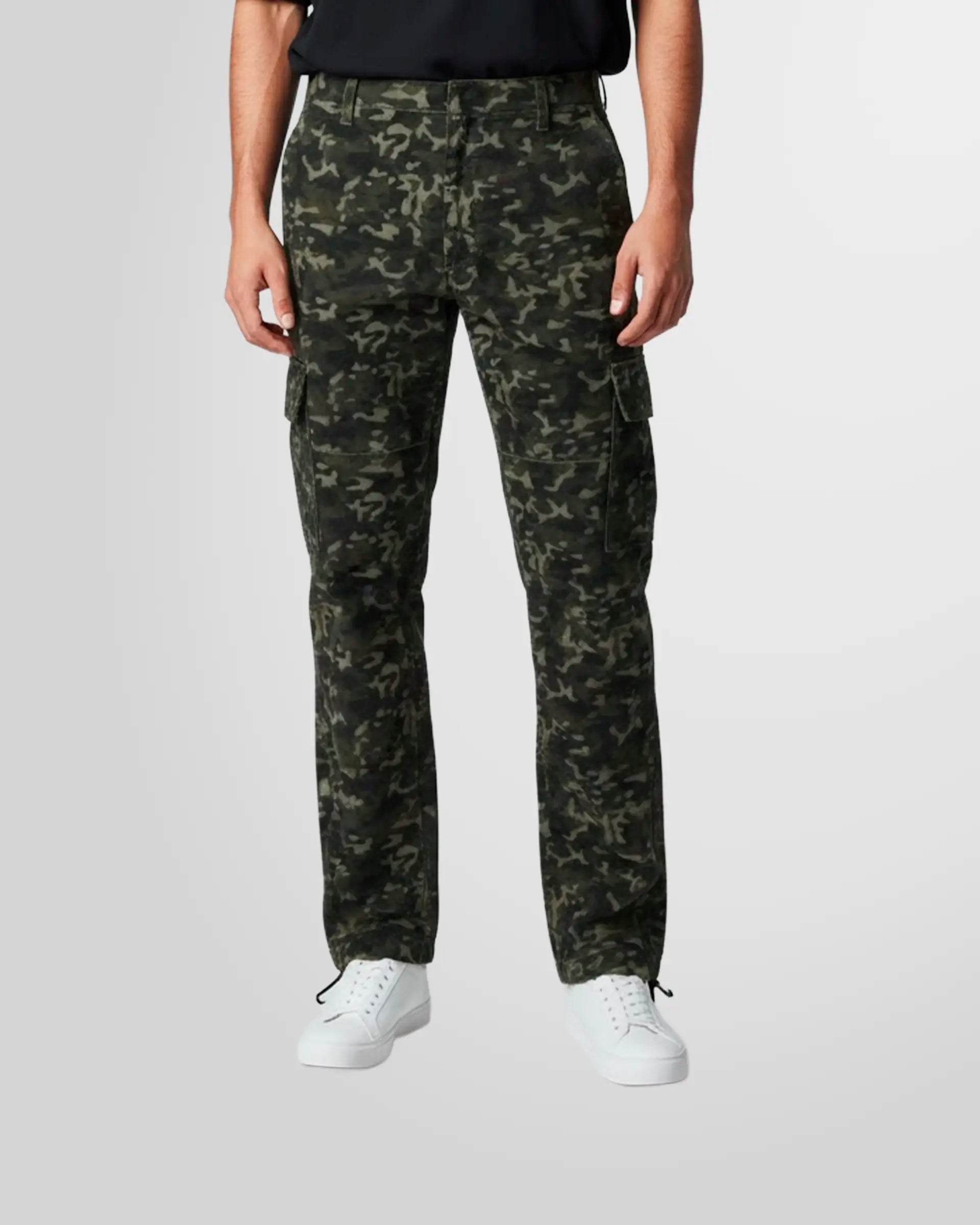 Front view of Not Guilty Homme camo cargo pants with straight‑leg fit.