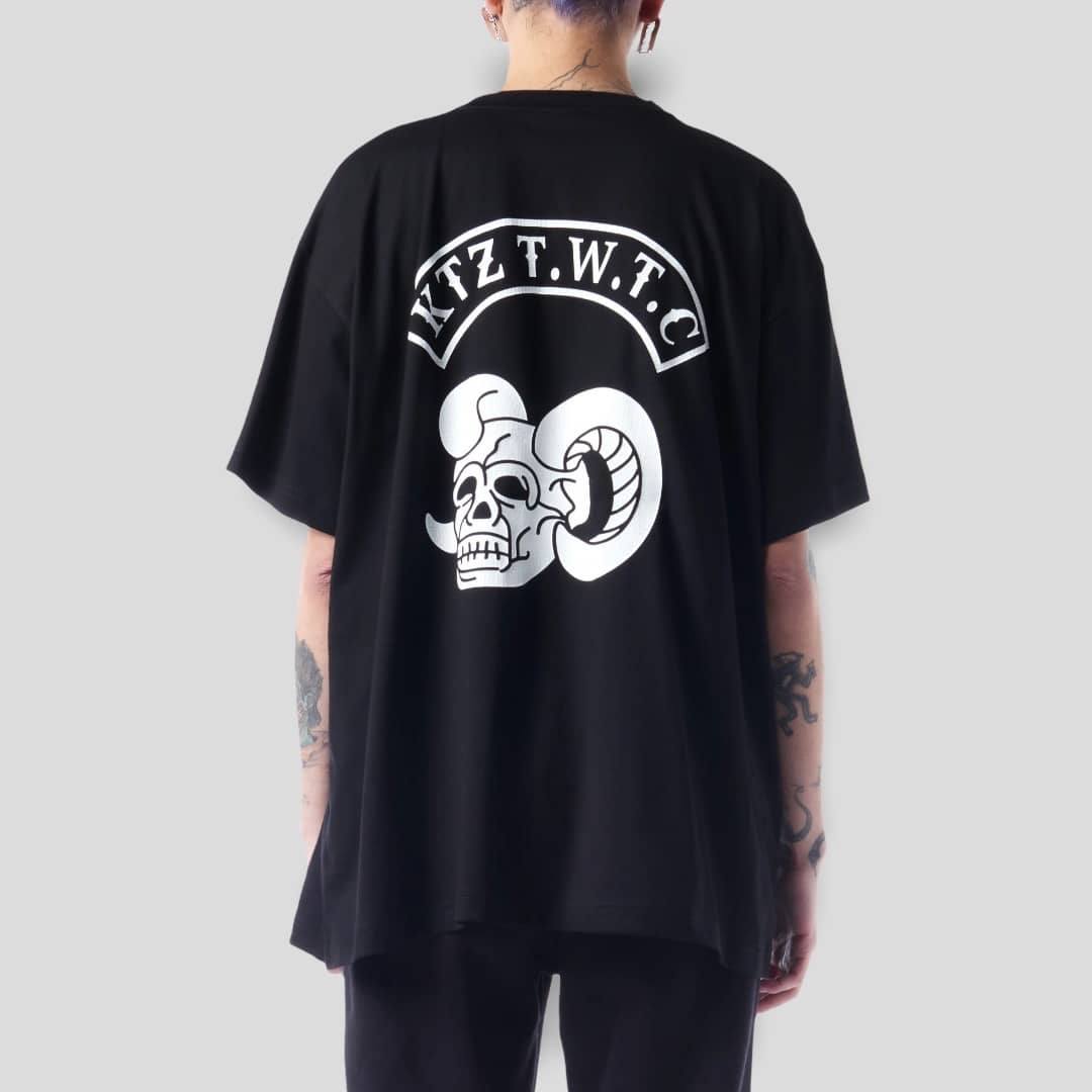 Camiseta con estampado de calavera de Ktz Ram